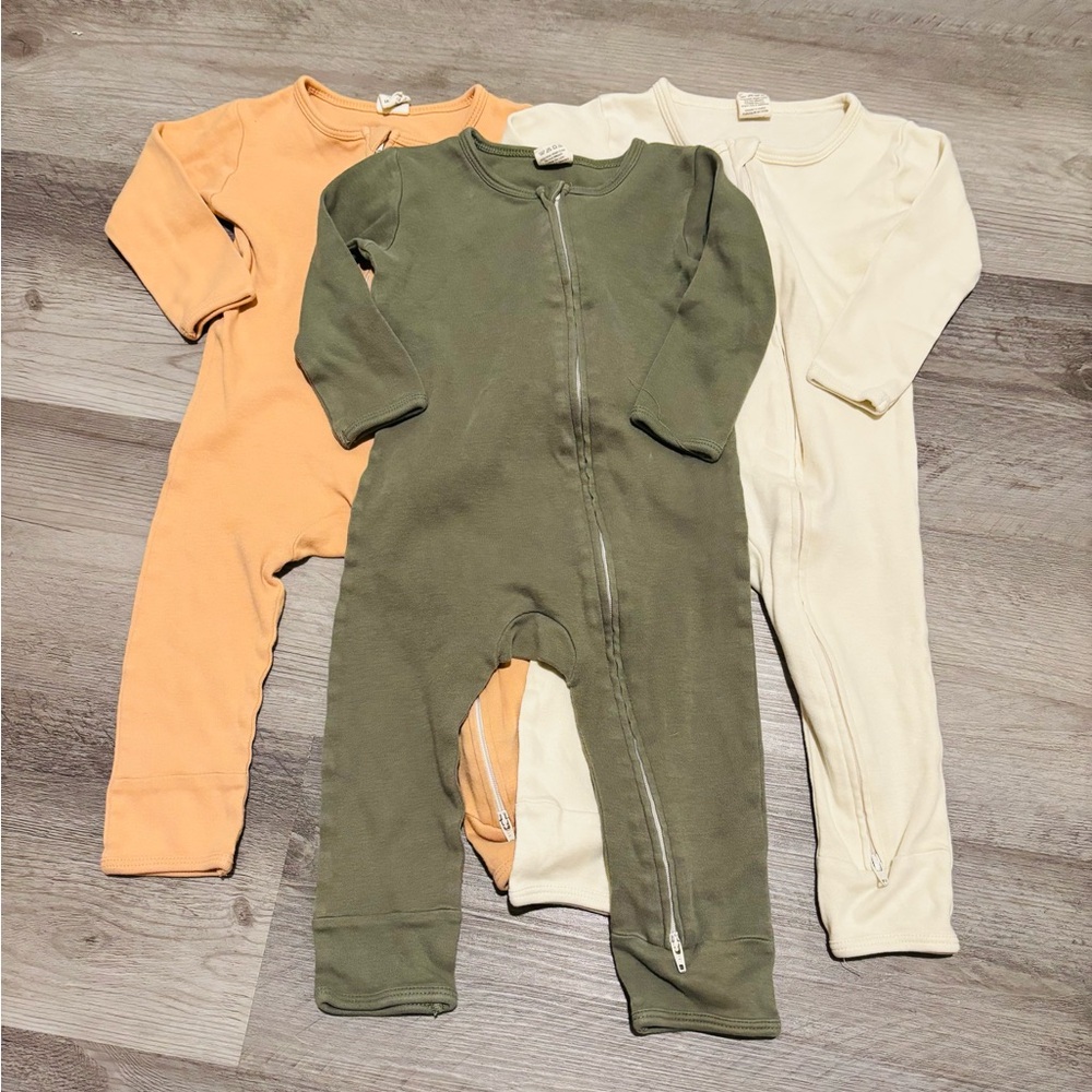 Larkspur Zipper One-Piece Sleepers Rompers Green Squash & Cream 12-18 Months Set